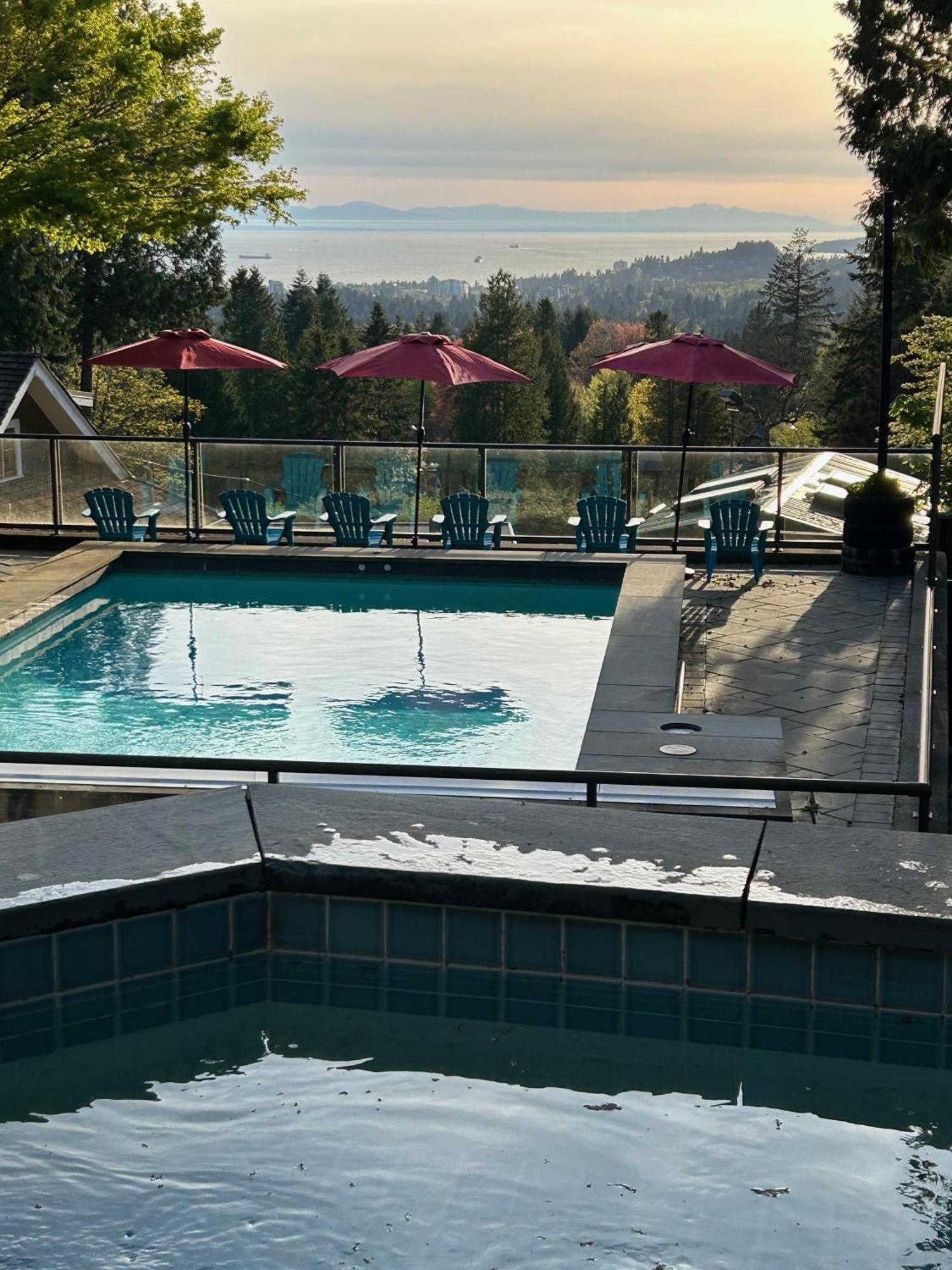 Seymour Private Bedroom, Ensuite Bathroom With Shared Pool, Hot Tub With Views North Vancouver Exterior foto